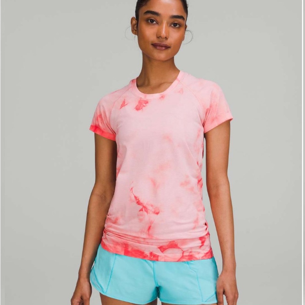 Lululemon Swiftly Tech 2.0 Marble Dye RzBry Pink, size 2, excellent condition
